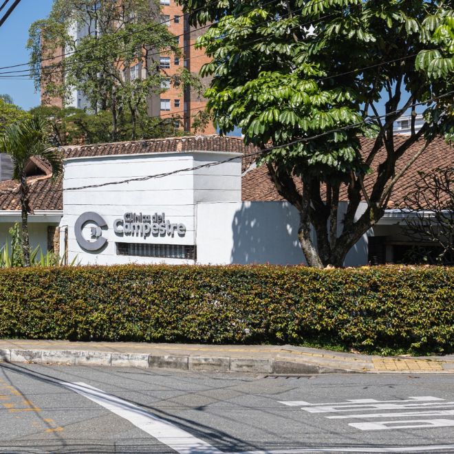 Exterior of Clínica del Campestre, a MedValet partner clinic in Medellín.