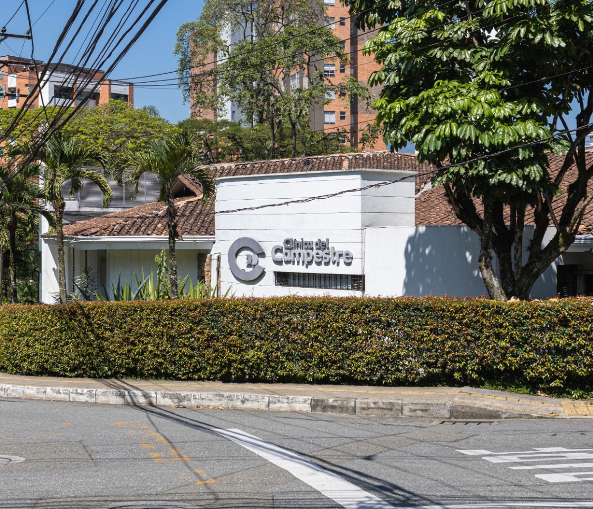 Clínica del Campestre in Medellín, one of MedValet's orthopedic care partners.