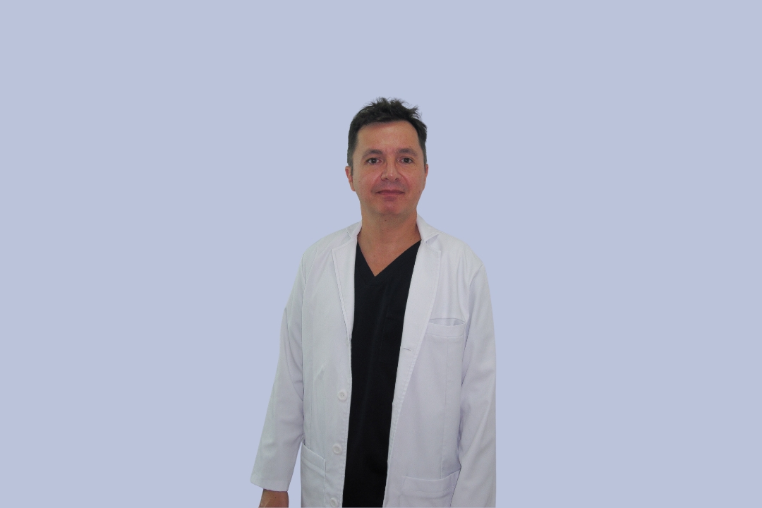 Dr. Alejandro Jaramillo, orthopedic knee surgeon on the MedValet team.